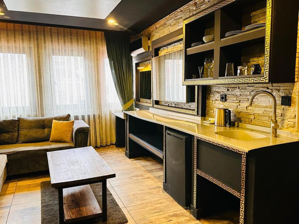 Golden Rock House Apartment อังการา ภายนอก รูปภาพ