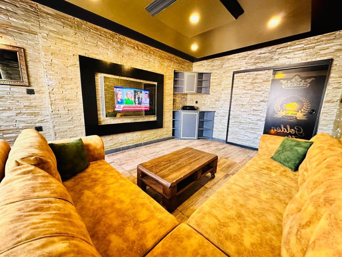 Golden Rock House Apartment อังการา ภายนอก รูปภาพ